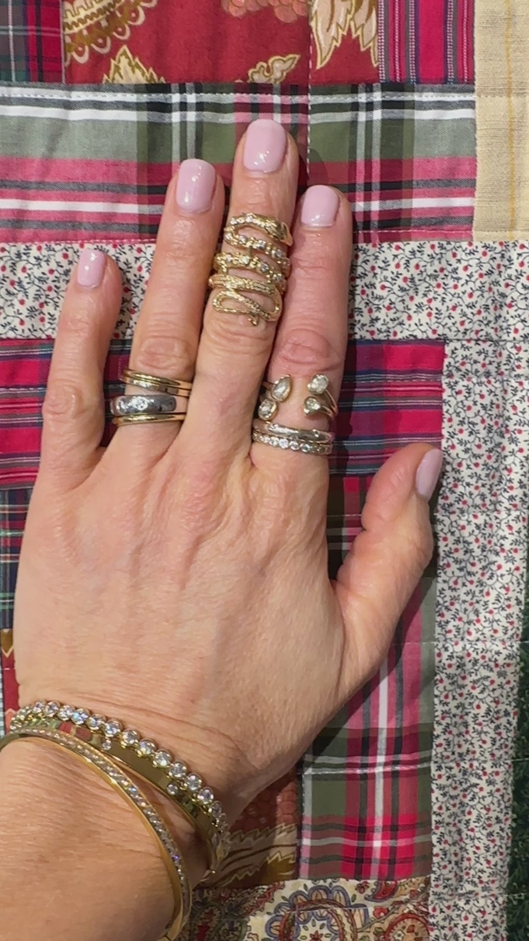 Snake ring inlaid with diamonds (Cz) CUSTOM