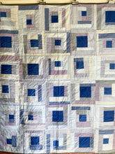 Quilt Around the Blue Block - abigailheche