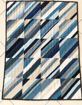 Quilt shadow and light blues - abigailheche