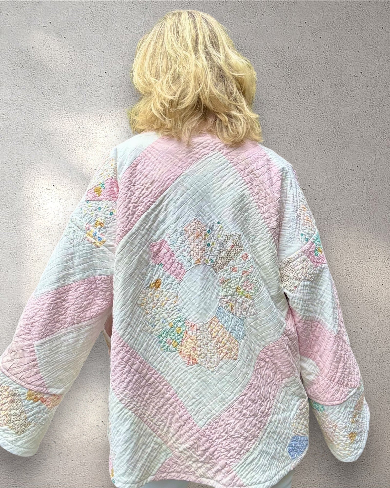 Quilt jacket “petal pink party plates”
