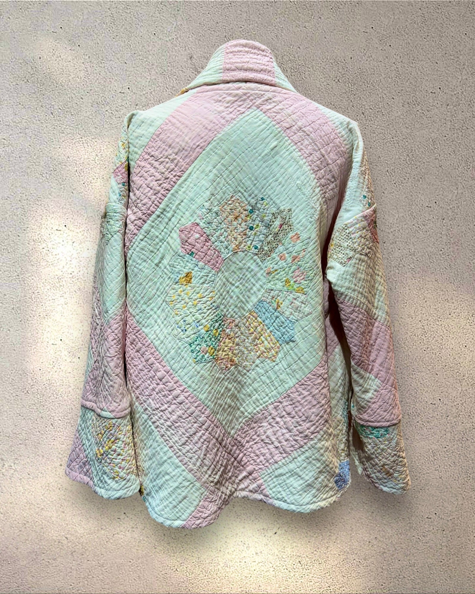 Quilt jacket “petal pink party plates”