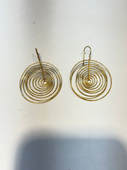 18k mesmerize ￼earrings