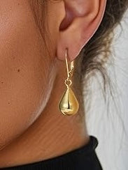 Golden drop earrings