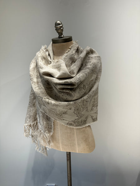 Shawl scarf fringed linen natural