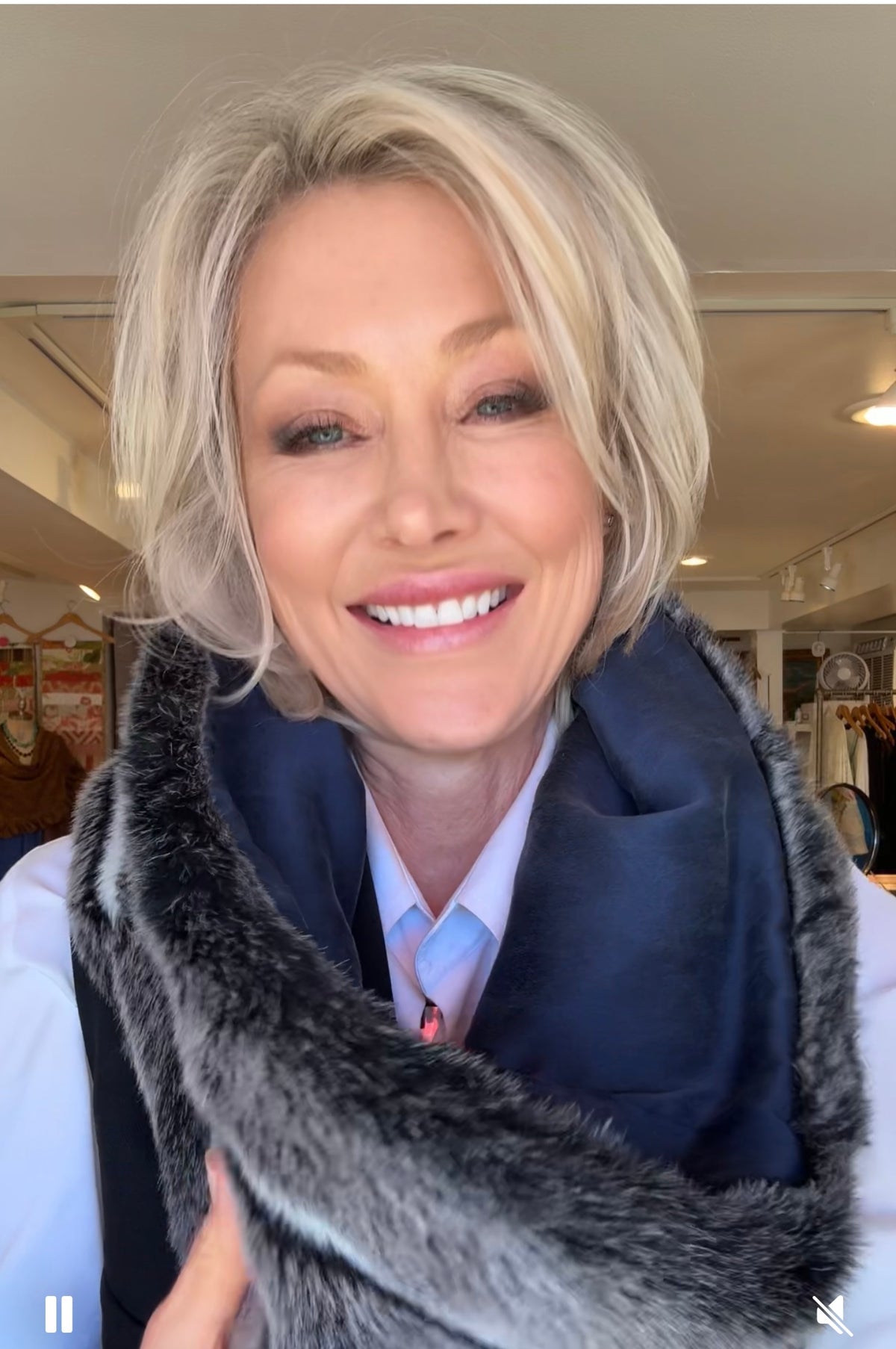 Silver fox Fur collar scarf (faux)