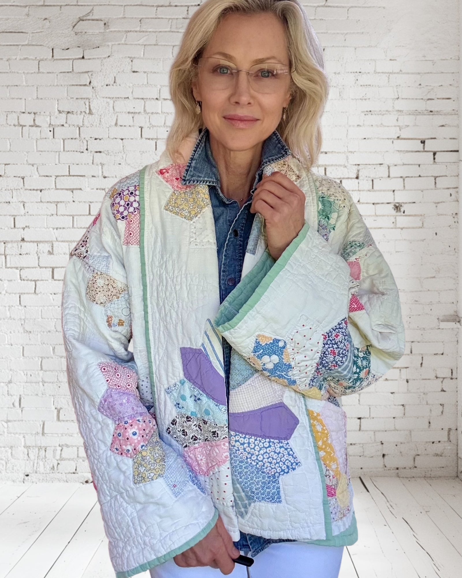 Quilt jacket “party plates”