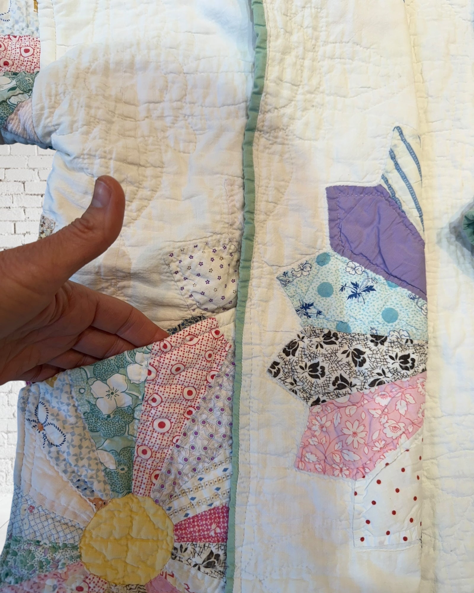 Quilt jacket “party plates”