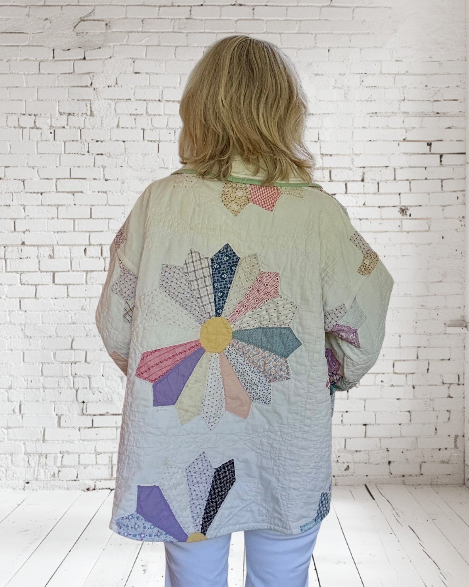 Quilt jacket “party plates”
