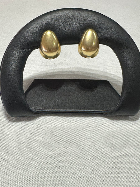 Golden nugget hoop earrings
