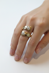 Teardrop diamond ring