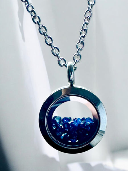 Sapphire shaker necklace