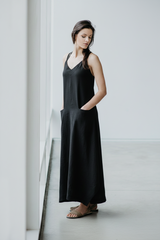 Long linen sundress (black)
