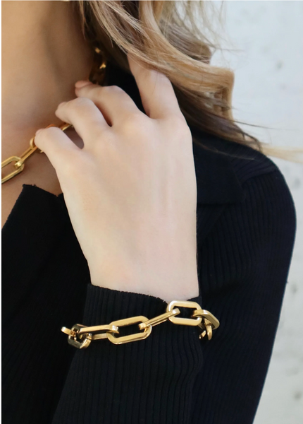 Large link gold necklace