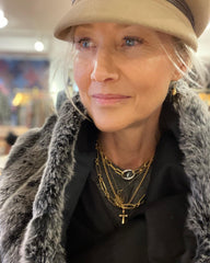 A Fur collar/hand warmer (faux) - abigailheche