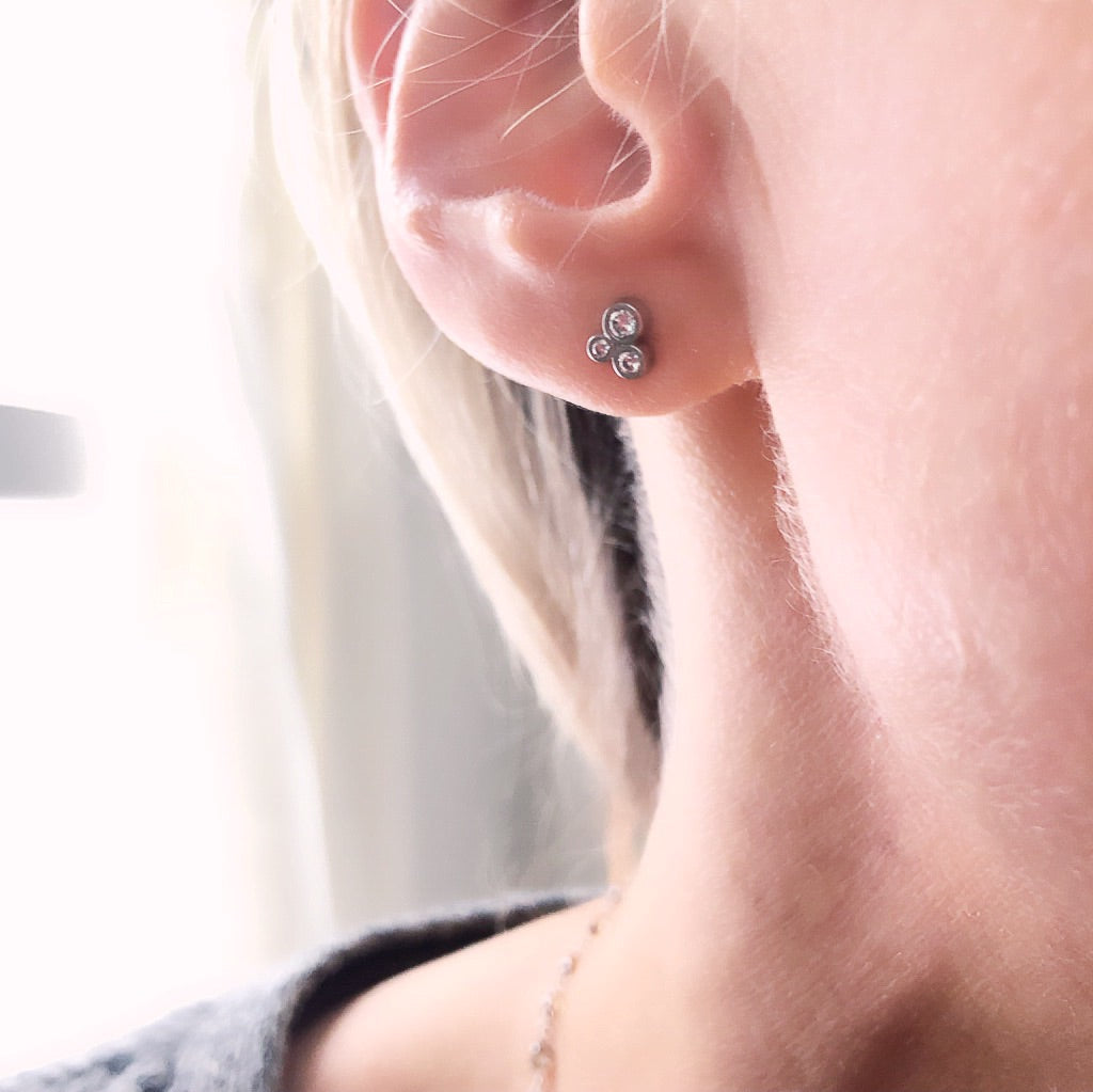 3 Diamond cluster post earrings