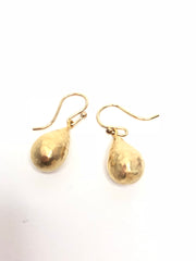 Gold drop earrings - abigailheche